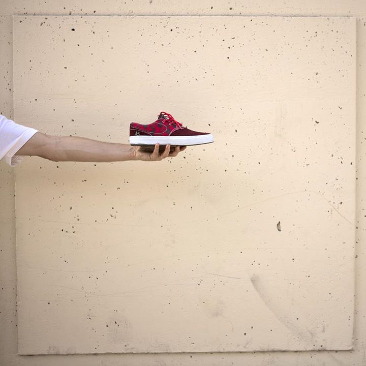 1779194_590203987715171_1564570278_n