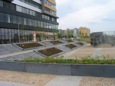 Spot searchlight praha namesti junkovch